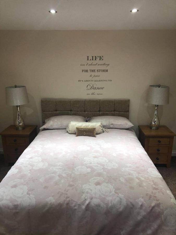 Worship Farm Accommodation Redhill  Екстериор снимка
